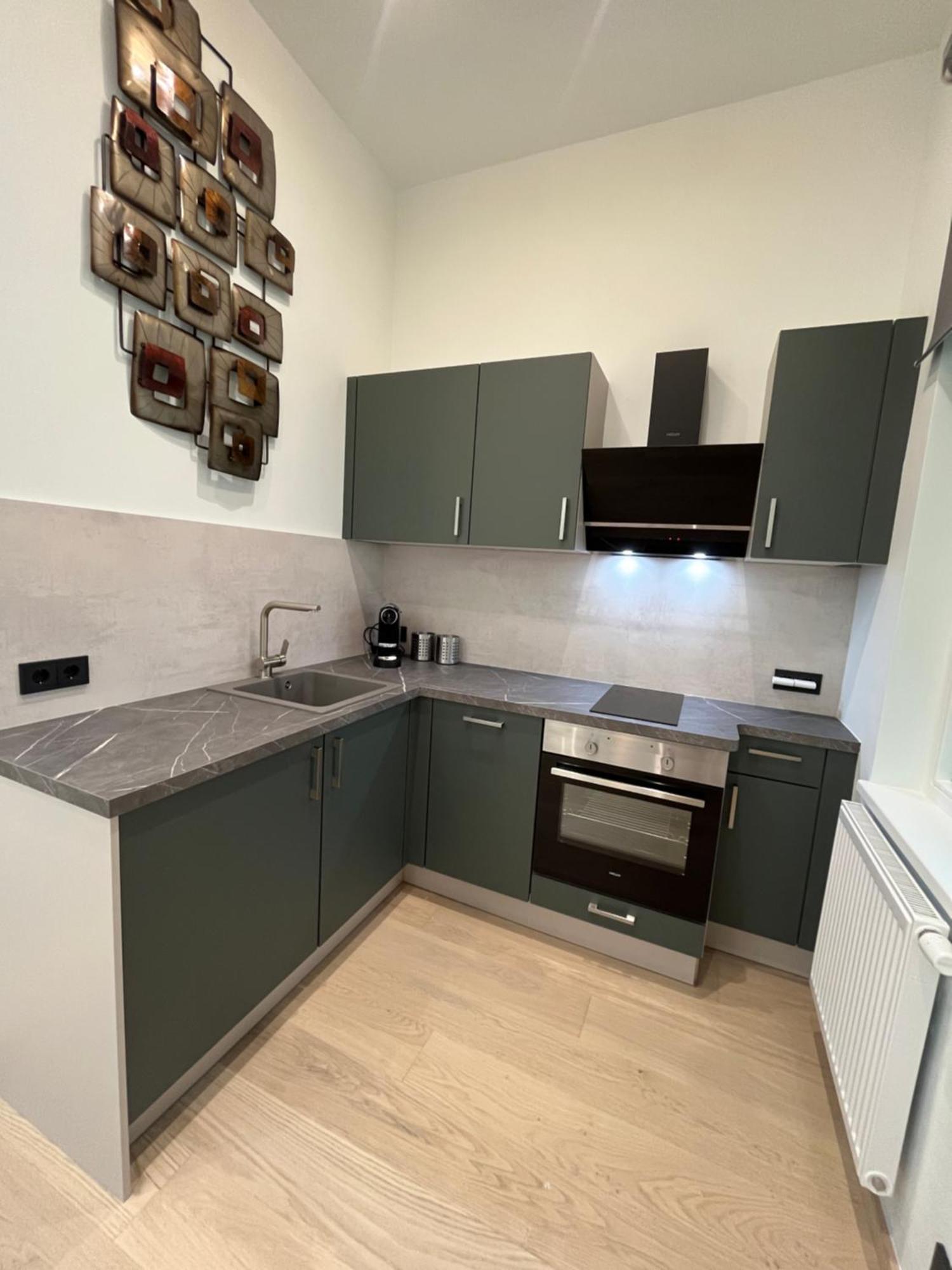 וינה Street Living Hotel - Apartments מראה חיצוני תמונה